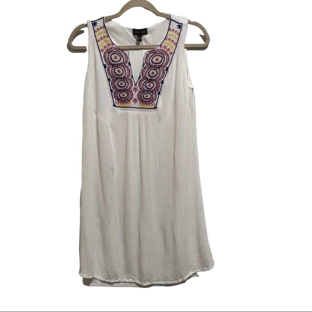 Luxology Beaded and Embroidered Sleeveless Dress size 4